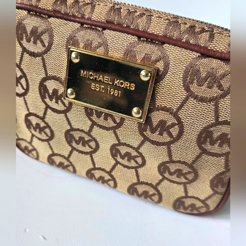 Michael kor's Cossbody Bag - Picture 6 of 7